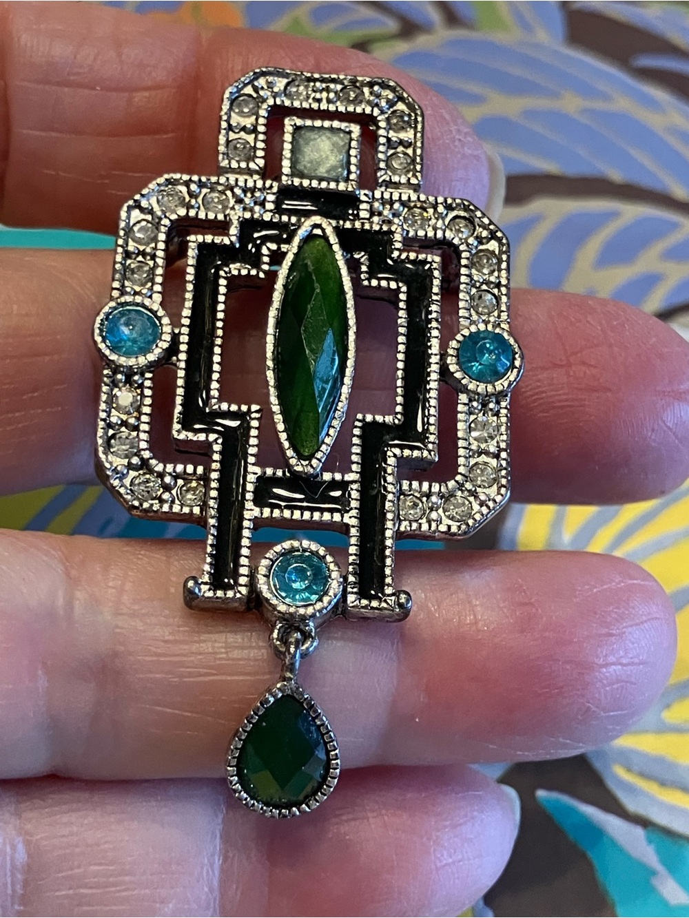 ART DECO ENAMELED BROOCH WITH PRONG SET CRYSTALS AND STONES - Picture 3 of 8